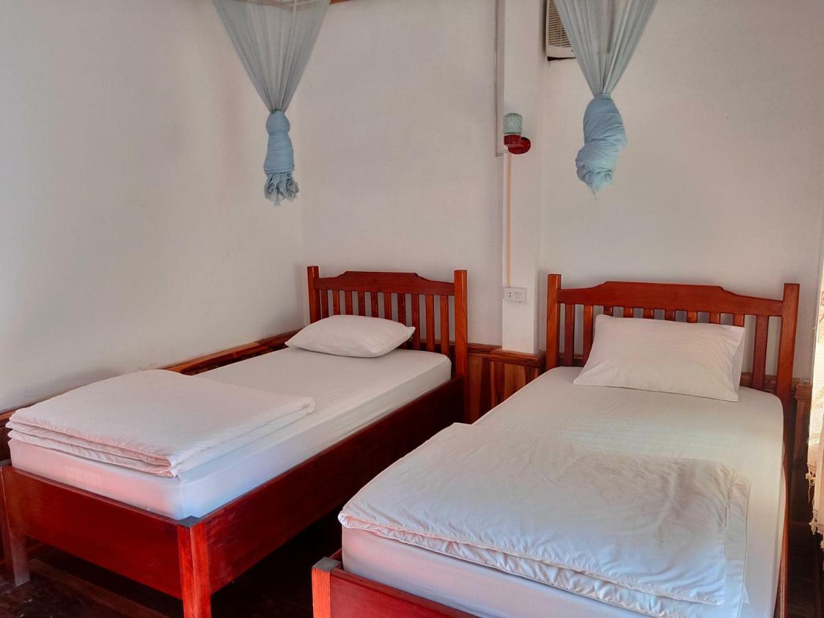 Muang Ngoi Sunset Bungalows & Gh מראה חיצוני תמונה